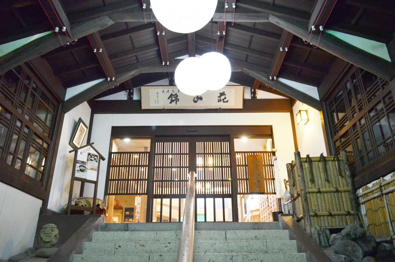 Отель Takasaki Kannonyama Onsen Kinzanso Экстерьер фото